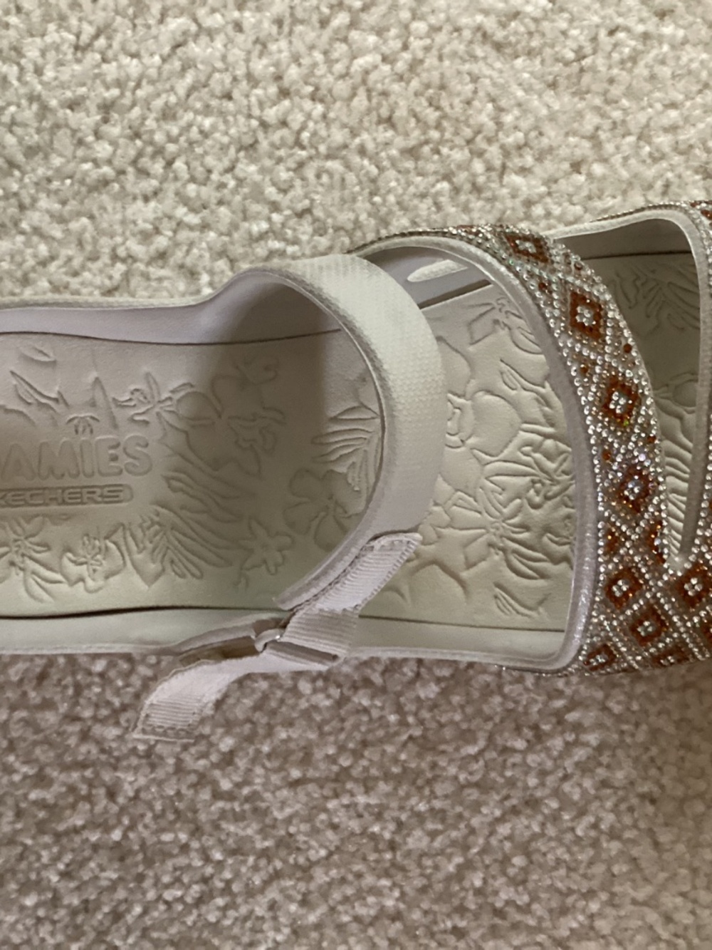 Skechers beige Foamies Sandal 8 - Picture 2 of 2